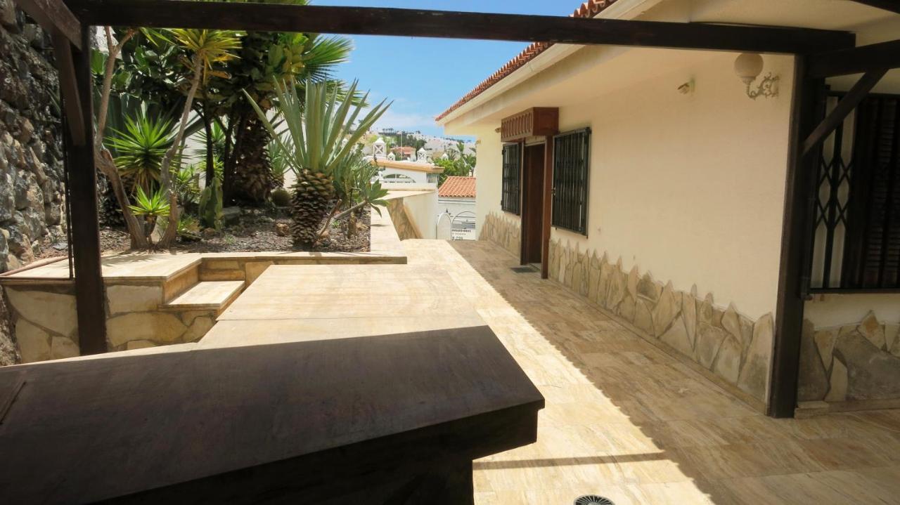فيلا Sunny House With Private Pool And Sea View أذيخي المظهر الخارجي الصورة