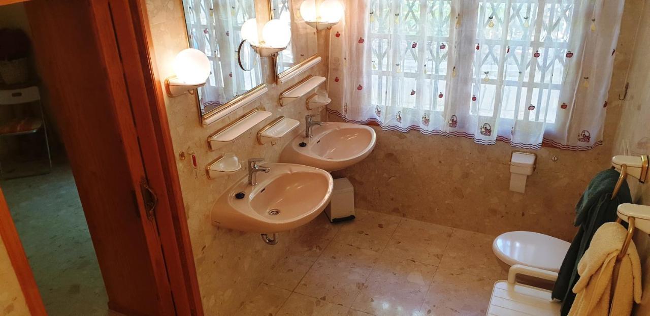 فيلا Sunny House With Private Pool And Sea View أذيخي المظهر الخارجي الصورة